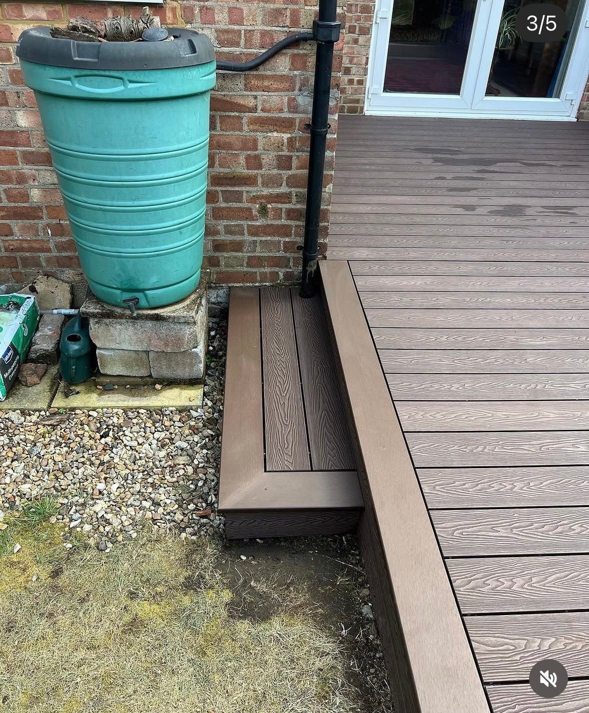 Composite deck along a side return